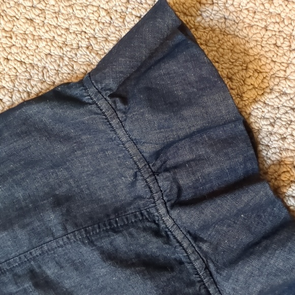 Armani Collezioni Ruffle hem pencil Skirt - Picture 5 of 8